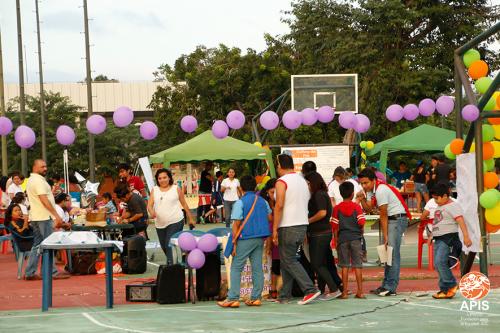 Feria Buentratízate en el sur de la ciudad de Mérida