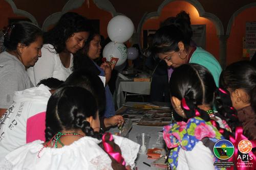 Feria Vive el Buen Trato realizado en Kinchil por la organización Mujeres Promoviendo la Igualdad de Derechos en Kinchil
